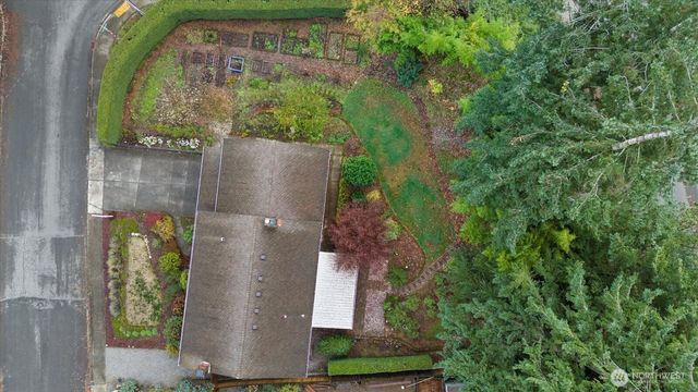 1007 174th Avenue NE, Bellevue, WA 98008