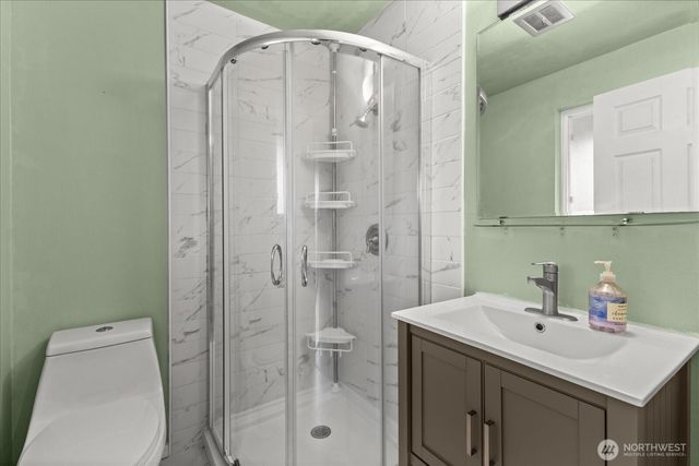 1007 174th Avenue NE, Bellevue, WA 98008