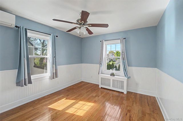 282 Houston Avenue, Mineola, NY 11501