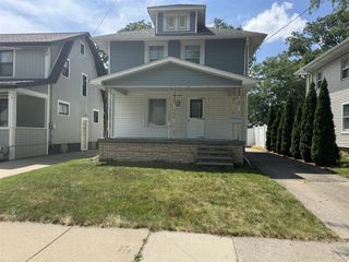 815 N Francis Avenue, Lansing, MI 48912