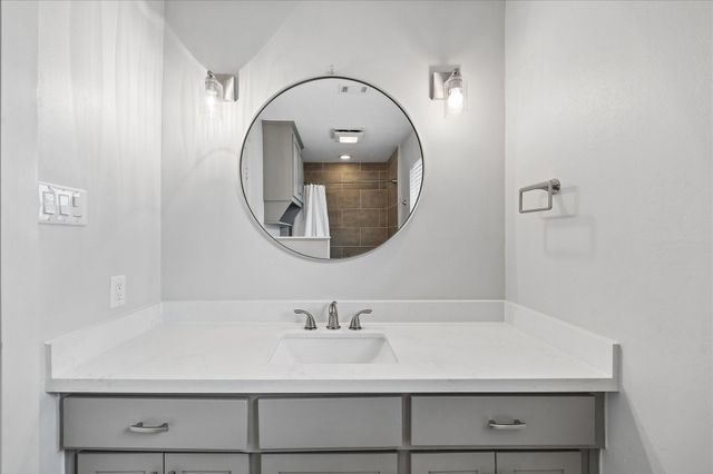 2330 Droxford Drive, Houston, TX 77008