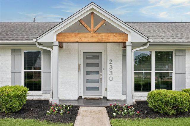 2330 Droxford Drive, Houston, TX 77008