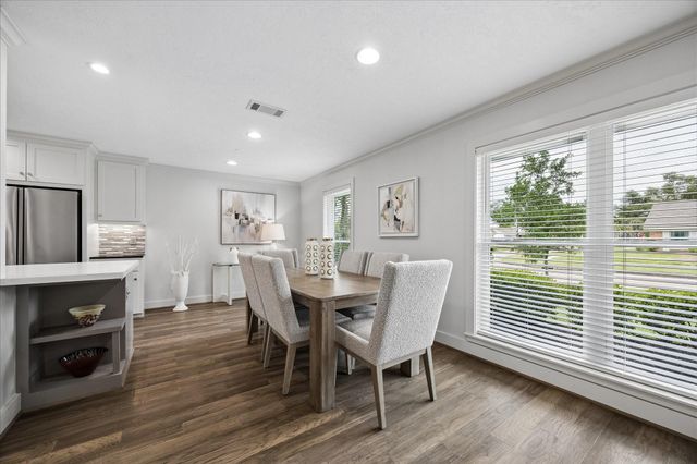 2330 Droxford Drive, Houston, TX 77008