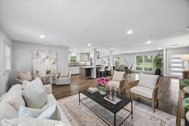 2330 Droxford Drive, Houston, TX 77008