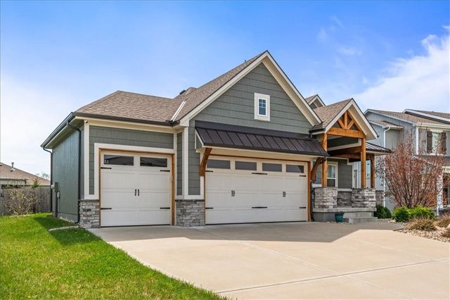 2533 SW Old Port Road, Lee's Summit, MO 64082