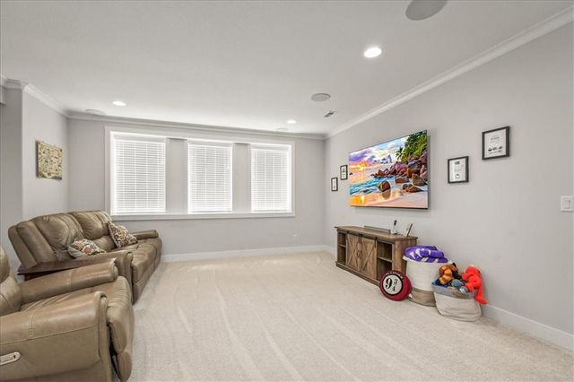 2533 SW Old Port Road, Lee's Summit, MO 64082