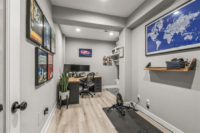 2533 SW Old Port Road, Lee's Summit, MO 64082