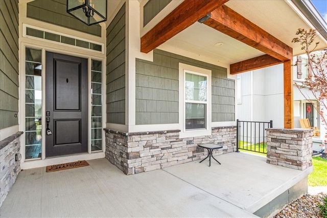 2533 SW Old Port Road, Lee's Summit, MO 64082
