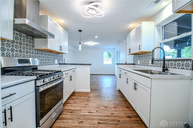 16 Laurel Road, Medway, OH 45341