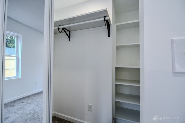 16 Laurel Road, Medway, OH 45341