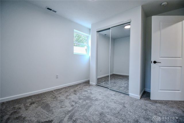 16 Laurel Road, Medway, OH 45341