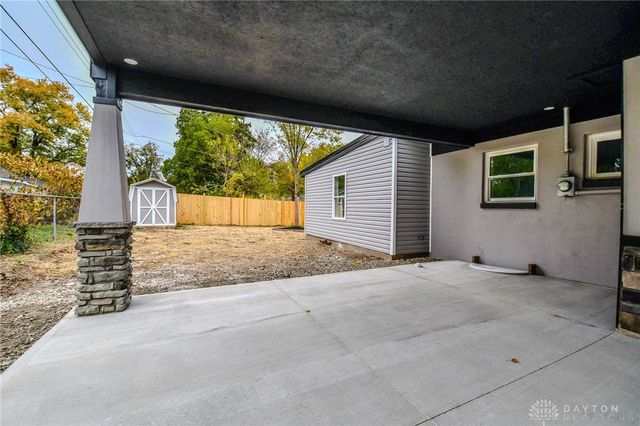 16 Laurel Road, Medway, OH 45341