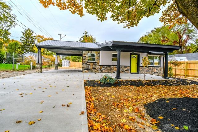 16 Laurel Road, Medway, OH 45341