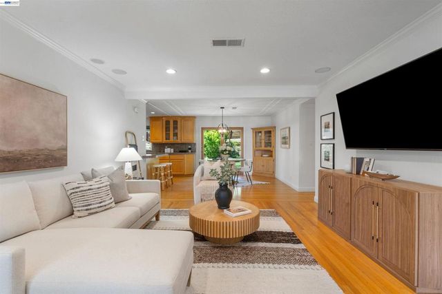 1413 Goleta Ct, Walnut Creek, CA 94597