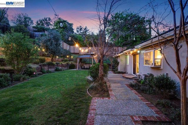 1413 Goleta Ct, Walnut Creek, CA 94597