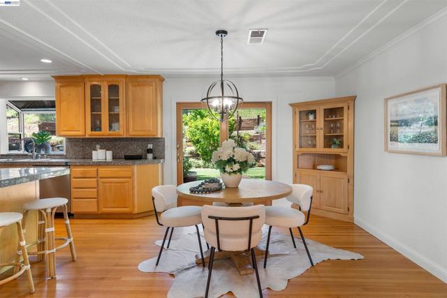 1413 Goleta Ct, Walnut Creek, CA 94597