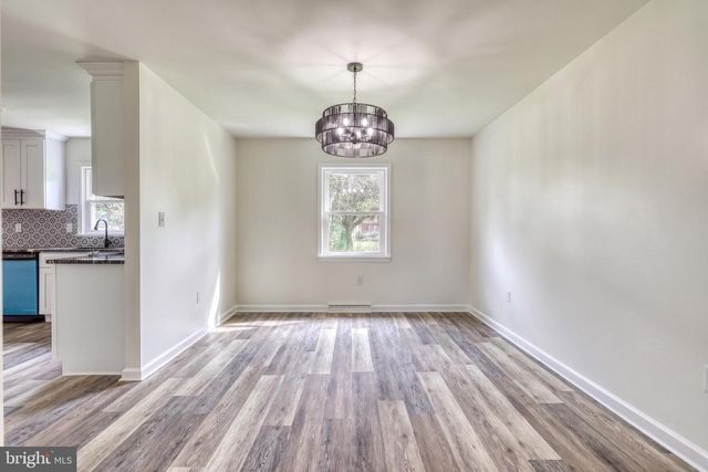 18 BOURBON RED DRIVE, Mechanicsburg, PA 17050