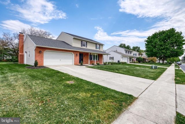 18 BOURBON RED DRIVE, Mechanicsburg, PA 17050