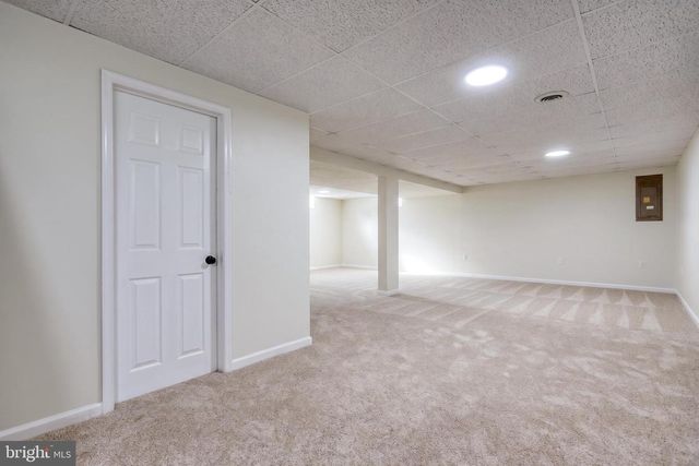 18 BOURBON RED DRIVE, Mechanicsburg, PA 17050