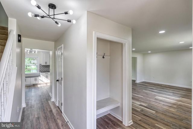 18 BOURBON RED DRIVE, Mechanicsburg, PA 17050