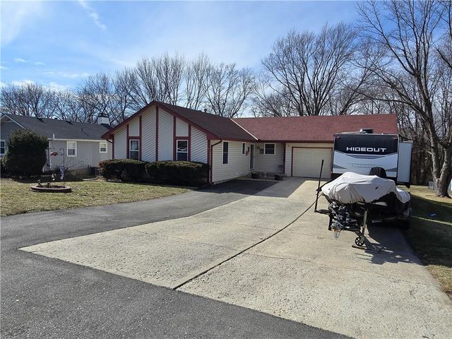 11518 N Virginia Avenue, Kansas City, MO 64155