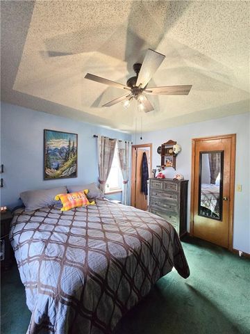 11518 N Virginia Avenue, Kansas City, MO 64155