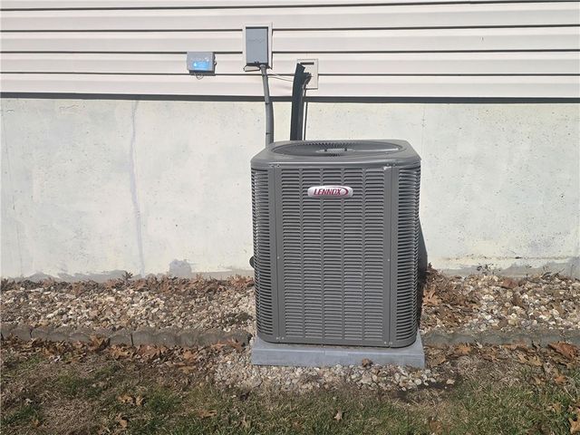 11518 N Virginia Avenue, Kansas City, MO 64155