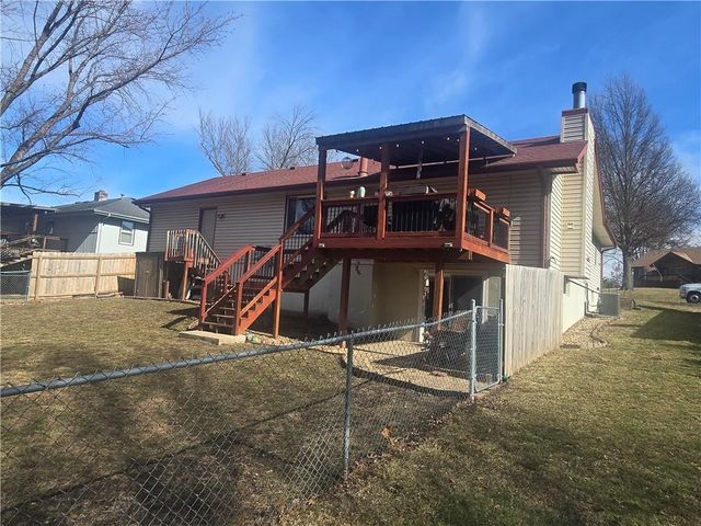 11518 N Virginia Avenue, Kansas City, MO 64155