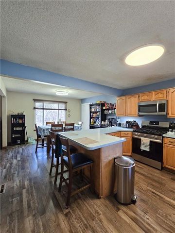 11518 N Virginia Avenue, Kansas City, MO 64155