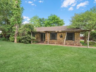 106 Hillside Drive, Liberty, TX 77575