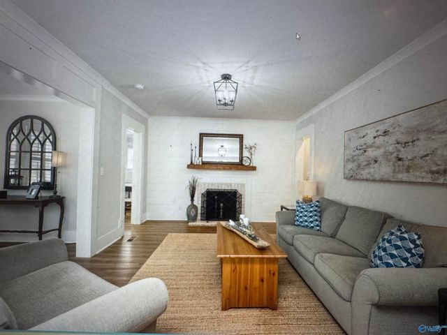 208 Surrey Road, Huntsville, AL 35801
