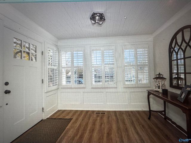 208 Surrey Road, Huntsville, AL 35801