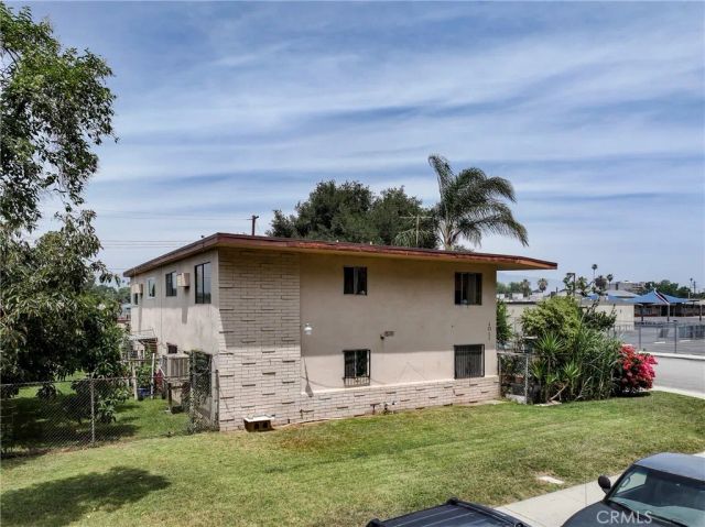 1011 W 8th, Pomona, CA 91766