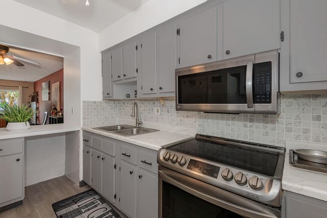 801 Pine Drive 20, Pompano Beach, FL 33060