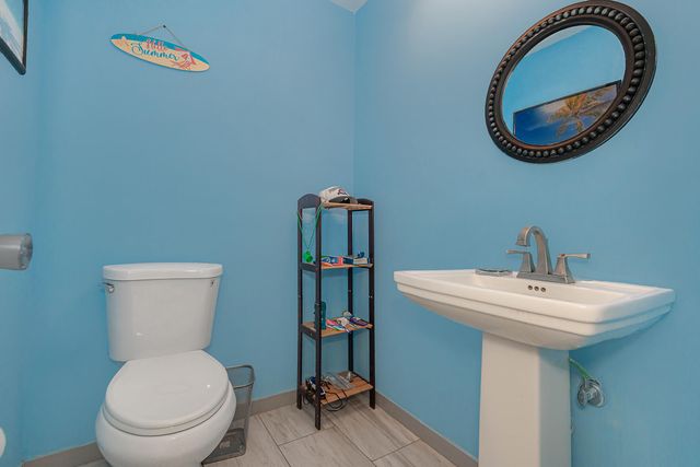 801 Pine Drive 20, Pompano Beach, FL 33060