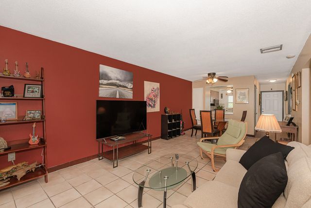 801 Pine Drive 20, Pompano Beach, FL 33060