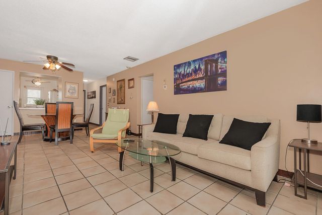 801 Pine Drive 20, Pompano Beach, FL 33060