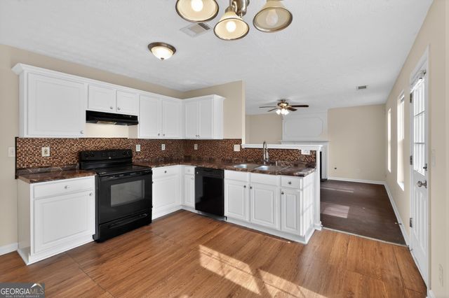 5745 Walter Trail, Stone Mountain, GA 30087