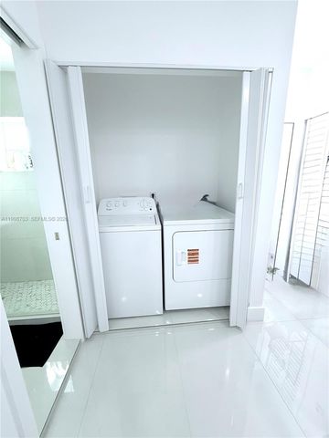 4600 W 8th Ave B, Hialeah, FL 33012