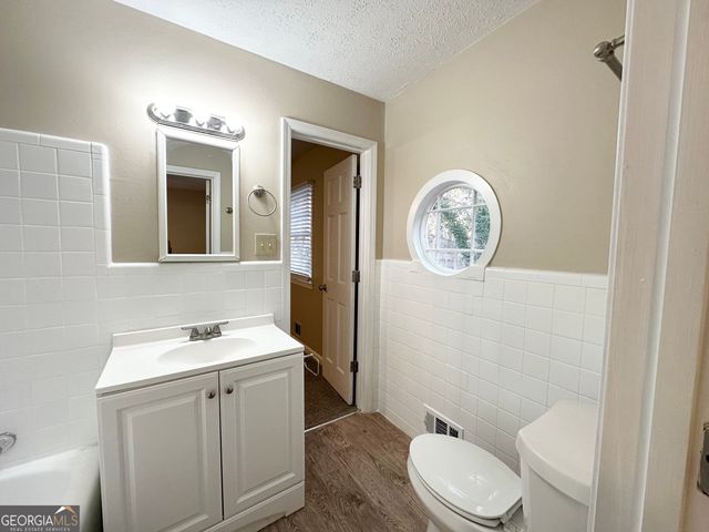 3138 Beechwood Drive, Lithia Springs, GA 30122