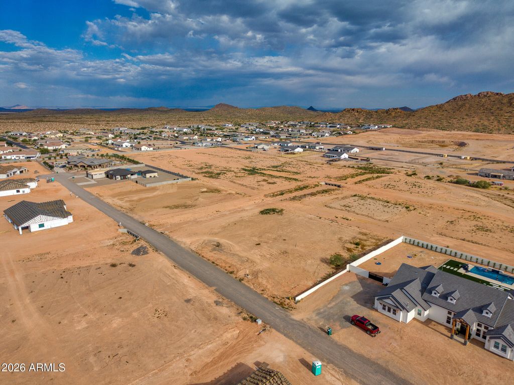 Image 7 of property listing at O W Town Lane 33, San Tan Valley, AZ 85143