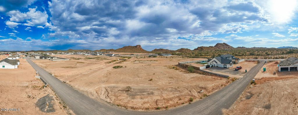Image 9 of property listing at O W Town Lane 33, San Tan Valley, AZ 85143