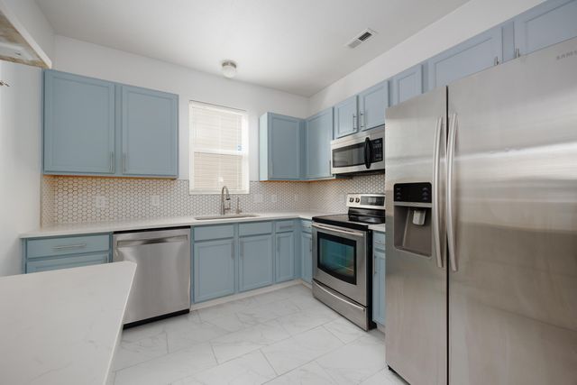 6112 Early Light Drive, Galloway, OH 43119