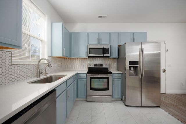 6112 Early Light Drive, Galloway, OH 43119