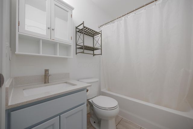 6112 Early Light Drive, Galloway, OH 43119