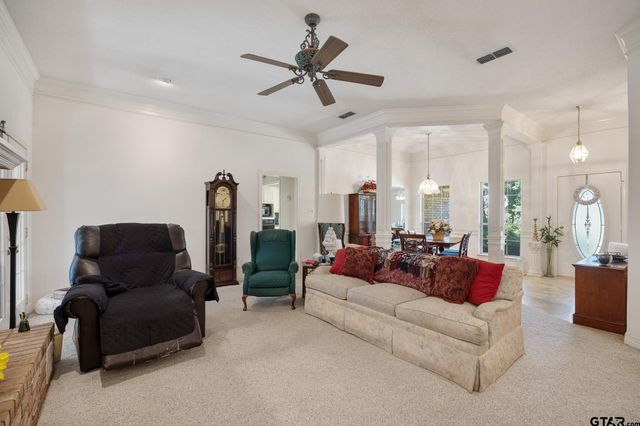 3401 W FM 1910, Jacksonville, TX 75766