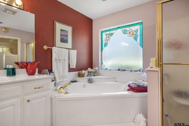 3401 W FM 1910, Jacksonville, TX 75766