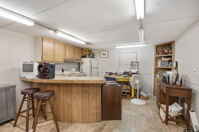 3401 W FM 1910, Jacksonville, TX 75766