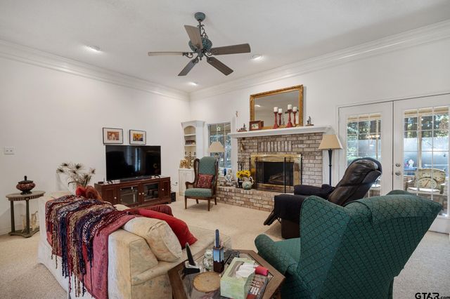 3401 W FM 1910, Jacksonville, TX 75766