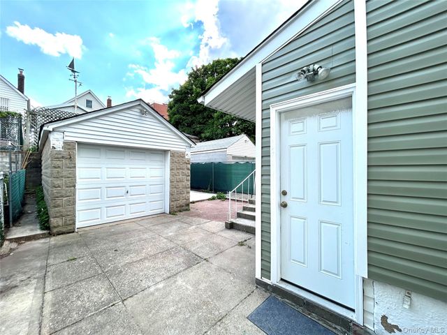 62-80 Wetherole Street, Rego Park, NY 11374